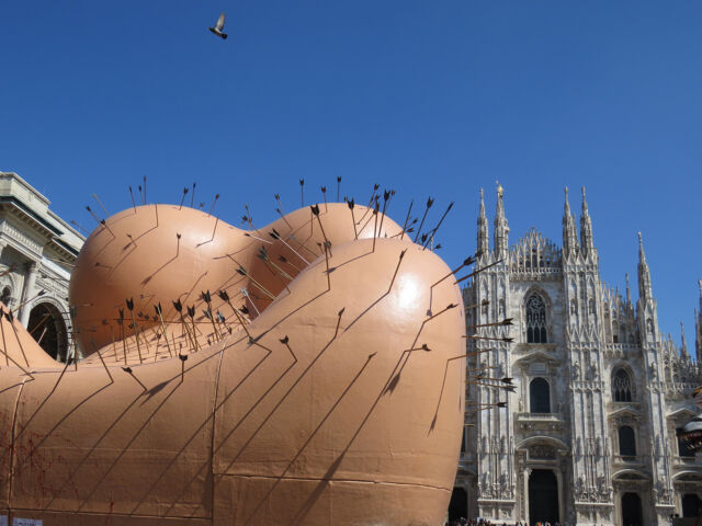 Milano Salone del Mobile-installazione UP B&BItalia bis